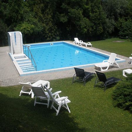 דירות Hévíz Romai Therme Apartman מראה חיצוני תמונה