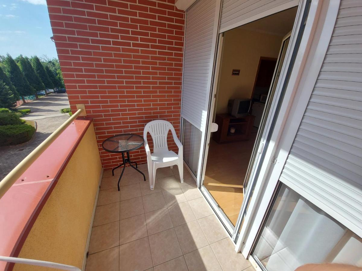 דירות Hévíz Romai Therme Apartman מראה חיצוני תמונה