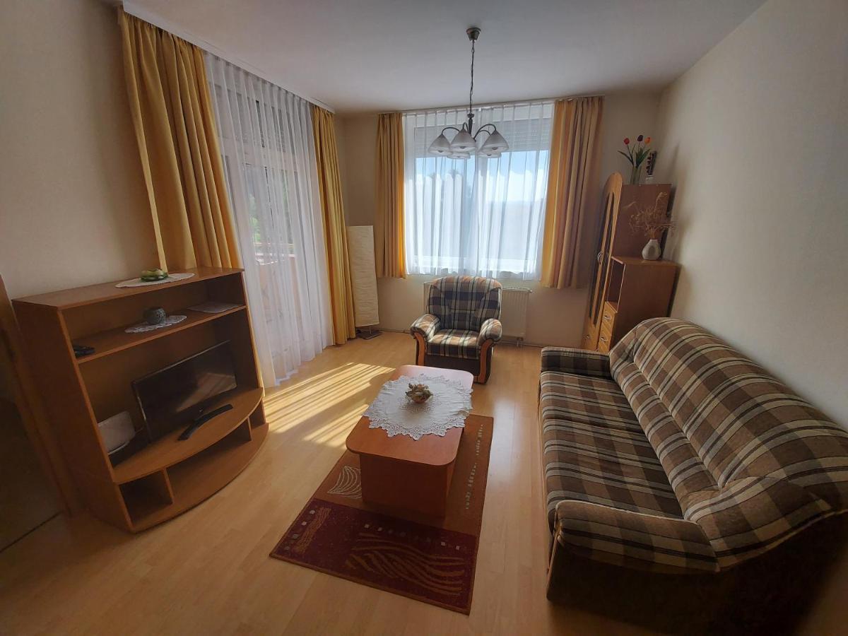 דירות Hévíz Romai Therme Apartman מראה חיצוני תמונה